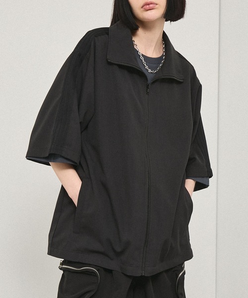 Alfred Alex(アルフレッドアレックス)の「【Alfred Alex】Oversized Zip-Up Track Jacket / サイドライン オーバーサイズ トラックジャケット【セットアップ対応】(ジャージ・メンズ・スミクロ/スモークグレー/グレー・M/L)」の5枚目の写真