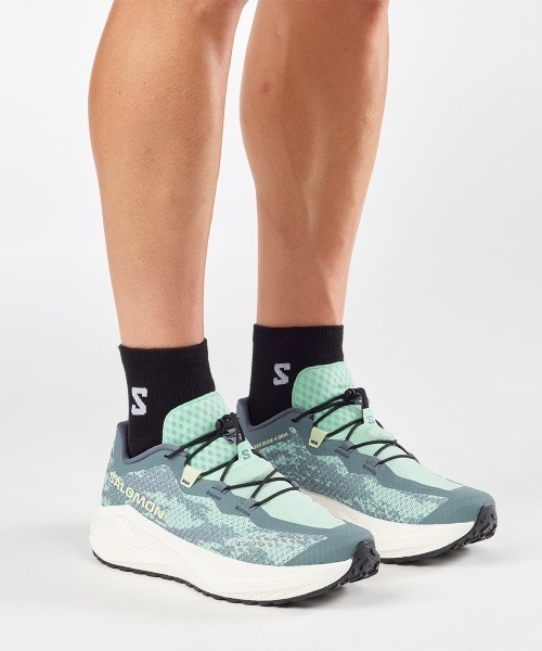 SALOMON(サロモン)の「SALOMON AERO GLIDE 4 GRVL(サロモン エアログライド 4 グラベル)(スニーカー・メンズ・ブラック系/グリーン系・30cm/29cm/28.5cm/28cm/27.5cm/27cm/26.5cm/26cm/25.5cm)」の2枚目の写真