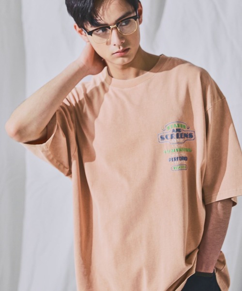 niko and...（ニコアンド）の「ネオン刺繍Tシャツ（Tシャツ/カットソー・メンズ・オフホワイト/ブルー/ブラック/オレンジ・MEDIUM/LARGE）」の4枚目の写真