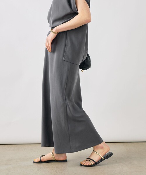 NOLLEY’S（ノーリーズ）の「【WEB限定】《セットアップ対応》ウォッシャブルサンドウォッシュナロスカート（スカート・レディース・チャコールグレー・38/36）」の7枚目の写真