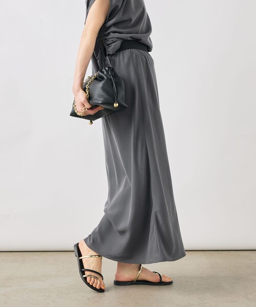 NOLLEY’S（ノーリーズ）の「【WEB限定】《セットアップ対応》ウォッシャブルサンドウォッシュナロスカート（スカート・レディース・チャコールグレー・38/36）」の10枚目の写真