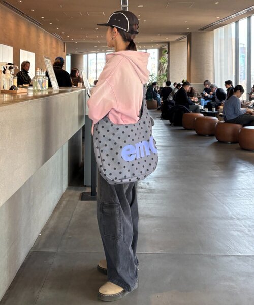 CIAOPANIC TYPY(チャオパニックティピー)の「【UNISEX】【WEB限定】デカロゴニュースペーパーバッグ(ショルダーバッグ・レディース・グレー/オレンジ/ベージュ・ONE SIZE)」の17枚目の写真