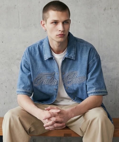 FUBU( フブ)の「【FUBU/フブ】DENIM WARM UP SHIRTS/デニムウォームアップシャツ(シャツ/ブラウス・メンズ・ライトブルー/ブラック・XL/M/L)」の9枚目の写真