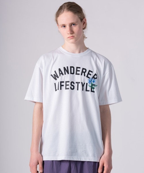 rehacer(レアセル)の「rehacer TEE : Botanical Collage Logo TEE / ボタニカル カレッジロゴ T-shirt(Tシャツ/カットソー・メンズ・ブラック/ホワイト・SMALL/MEDIUM/LARGE/X-LARGE)」の3枚目の写真