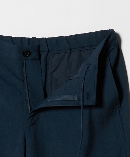 A DAY IN THE LIFE UNITED ARROWS(アデイインザライフユナイテッドアローズ)の「Dot Air® ウールライク イージーパンツ-吸水速乾-<A DAY IN THE LIFE>(スラックス・メンズ・ベージュ/ネイビー/ダークグレー・S/M/XL/L)」の14枚目の写真