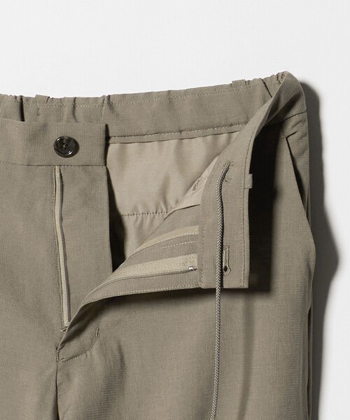 A DAY IN THE LIFE UNITED ARROWS(アデイインザライフユナイテッドアローズ)の「Dot Air® ウールライク イージーパンツ-吸水速乾-<A DAY IN THE LIFE>(スラックス・メンズ・ベージュ/ネイビー/ダークグレー・S/M/XL/L)」の22枚目の写真