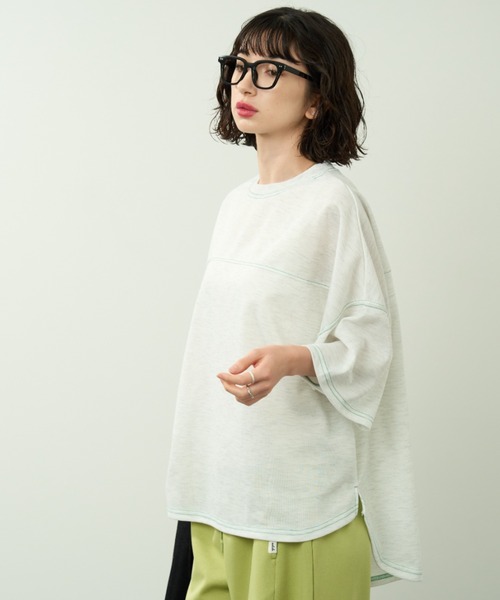 A.D.C.L.(エーディーシーエル)の「配色ステッチ 前後差 半袖 オーバーサイズプルオーバー(Tシャツ/カットソー・レディース・グリーン/ブラウン・M/L)」の5枚目の写真