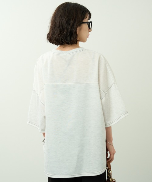 A.D.C.L.(エーディーシーエル)の「配色ステッチ 前後差 半袖 オーバーサイズプルオーバー(Tシャツ/カットソー・レディース・グリーン/ブラウン・M/L)」の11枚目の写真