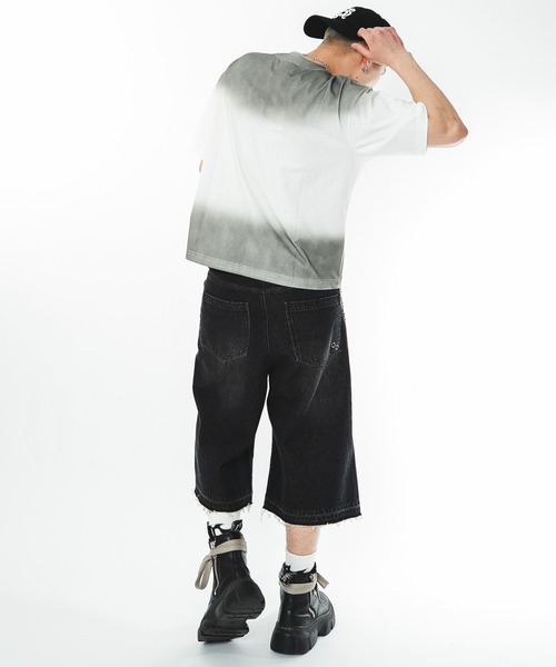 SHORT ROUND(ショートラウンド)の「SHORT ROUND/グラデーションロゴT(Tシャツ/カットソー・メンズ・ホワイト系その他/ブラック系その他・LARGE/MEDIUM)」の15枚目の写真