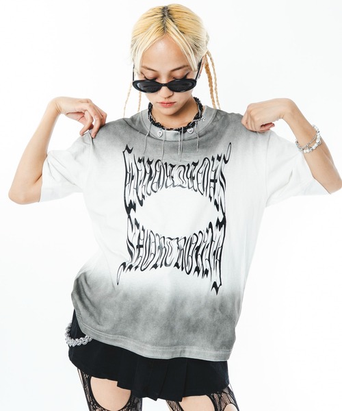 SHORT ROUND(ショートラウンド)の「SHORT ROUND/グラデーションロゴT(Tシャツ/カットソー・メンズ・ホワイト系その他/ブラック系その他・LARGE/MEDIUM)」の16枚目の写真