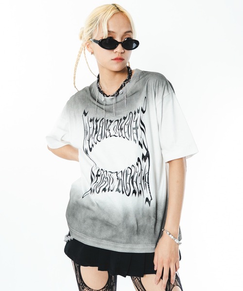 SHORT ROUND(ショートラウンド)の「SHORT ROUND/グラデーションロゴT(Tシャツ/カットソー・メンズ・ホワイト系その他/ブラック系その他・LARGE/MEDIUM)」の18枚目の写真