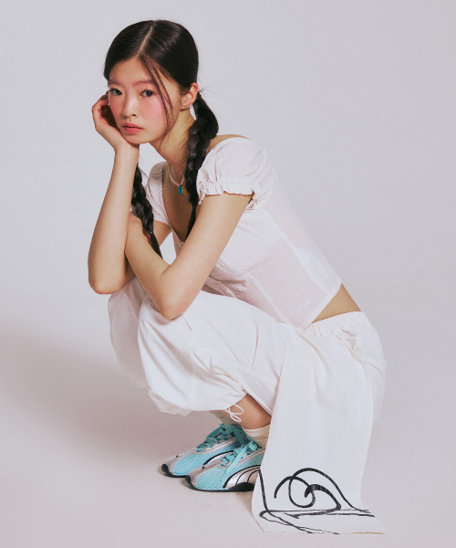 YOUHEE(ユヒ)の「PARACHUTE LAYERED PANTS_WHITE(その他パンツ・レディース・その他・FREE)」の3枚目の写真