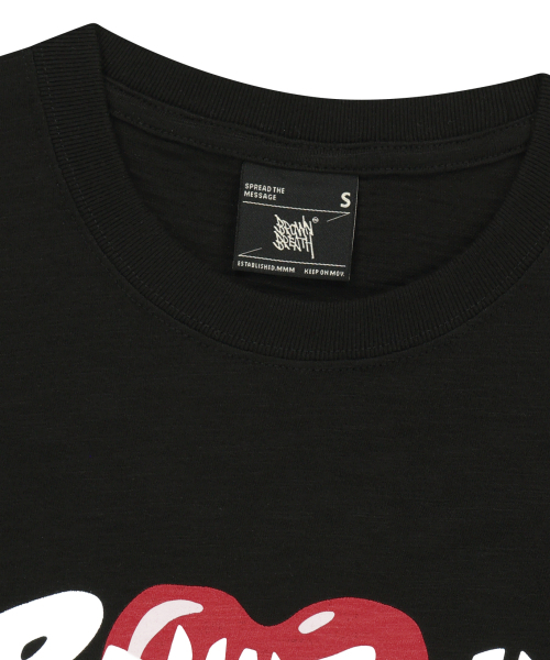 BROWNBREATH(ブラウンブレス)の「W HEART LOGO TEE - BLACK(Tシャツ/カットソー・レディース・その他・SMALL/MEDIUM)」の3枚目の写真