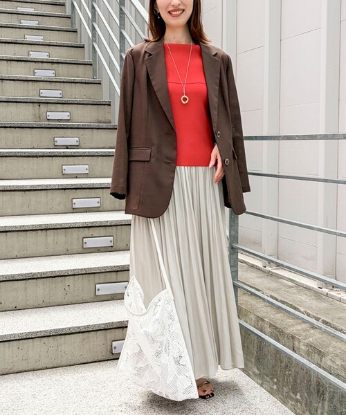 NOLLEY’S Sophi（ノーリーズソフィ）の「《手洗い可能》マルチファンクションマチ付きオフショルプルオーバー（ニット/セーター・レディース・ホワイト/レッド/ダークブラウン・38）」の6枚目の写真