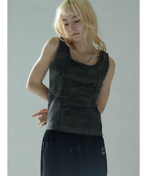 :ETHROF(イーサオブ)の「LAYERED-LIKE CAMOUFLAGE RIB TANKTOP(キャミソール・レディース・グレー・MEDIUM)」の6枚目の写真