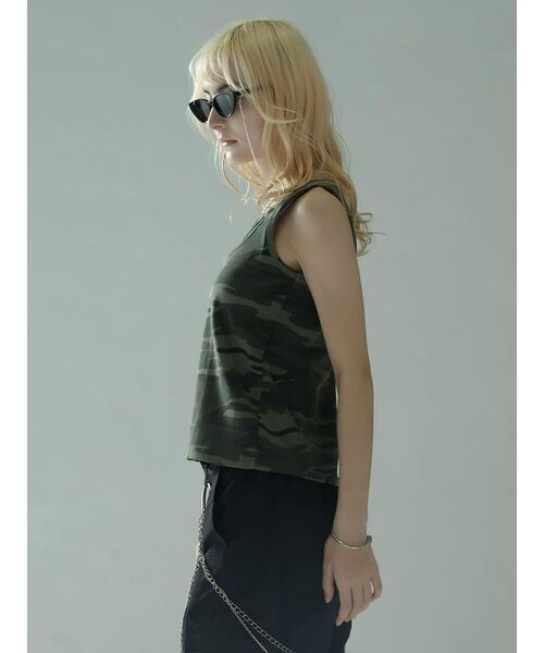 :ETHROF(イーサオブ)の「LAYERED-LIKE CAMOUFLAGE RIB TANKTOP(キャミソール・レディース・グレー・MEDIUM)」の13枚目の写真