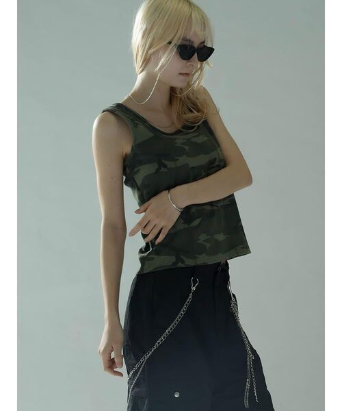 :ETHROF(イーサオブ)の「LAYERED-LIKE CAMOUFLAGE RIB TANKTOP(キャミソール・レディース・グレー・MEDIUM)」の15枚目の写真
