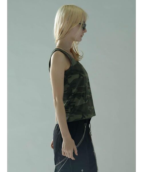 :ETHROF(イーサオブ)の「LAYERED-LIKE CAMOUFLAGE RIB TANKTOP(キャミソール・レディース・グレー・MEDIUM)」の16枚目の写真