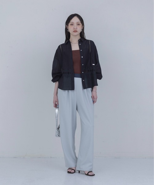Eimee Law（エイミーロウ）の「レーストリミング シアーヘムシャツ（シャツ/ブラウス・レディース・アイボリー/ブラック/オフホワイト・FREE）」の17枚目の写真
