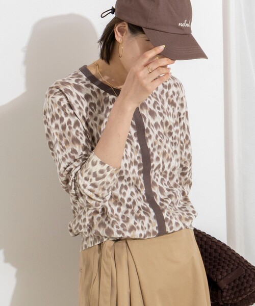 Rie Miller（リエミラー）の「《手洗い可能》レオパードプリントクルーカーディガン（カーディガン/ボレロ・レディース・ブラック系その他3/ベージュ系その他3・38）」の2枚目の写真