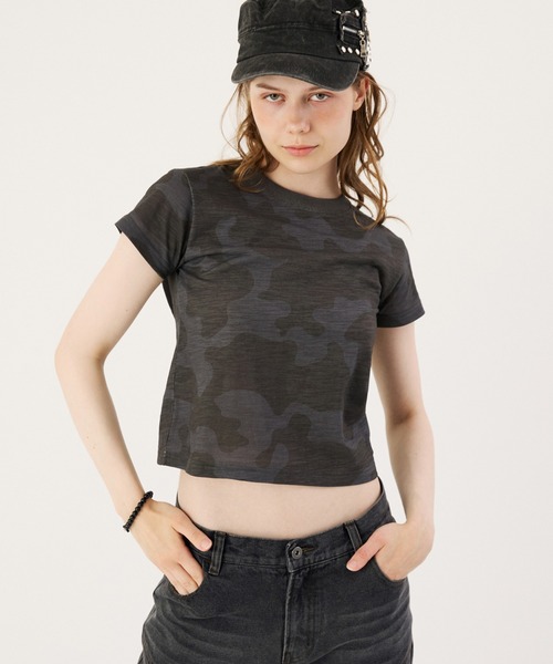 FTW(エフティダブリュー)の「SLUB CAMO TEE(Tシャツ/カットソー・レディース・グリーン/ブラック/ホワイト・MEDIUM/SMALL/LARGE)」の3枚目の写真