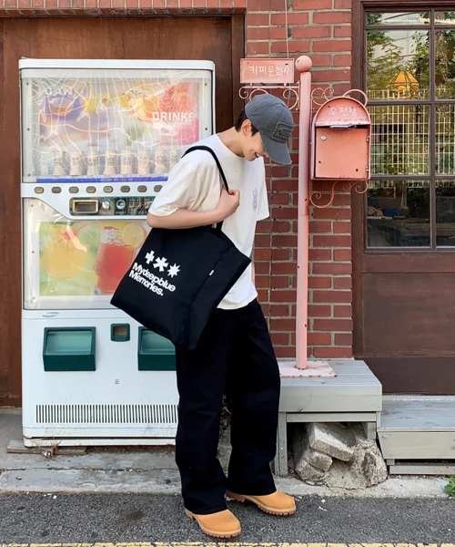 mydeepbluememories（マイディープブルーメモリーズ）の「MM LOGO ECO BAG_Black（エコバッグ/サブバッグ・レディース・ブラック・FREE）」の4枚目の写真