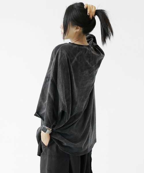 minsobi(ミンソビ)の「スノーウォッシュ フェードロゴ ビッグTシャツ ユニセックス(Tシャツ/カットソー・メンズ・ブラック/チャコールグレー・FREE)」の19枚目の写真