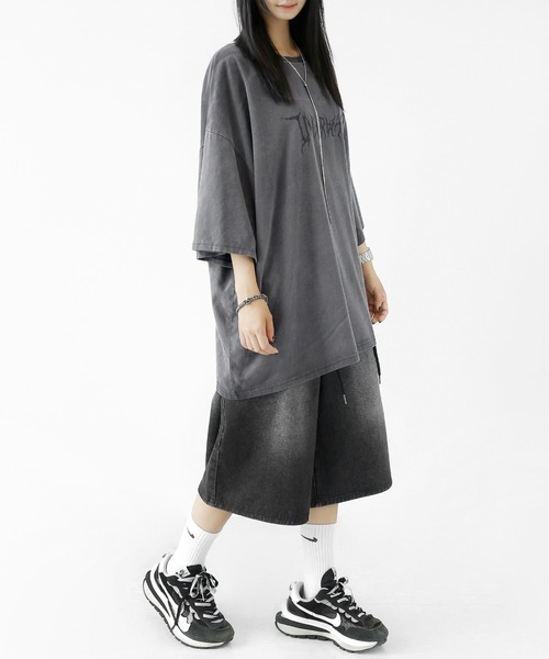 minsobi(ミンソビ)の「スノーウォッシュ フェードロゴ ビッグTシャツ ユニセックス(Tシャツ/カットソー・メンズ・ブラック/チャコールグレー・FREE)」の22枚目の写真