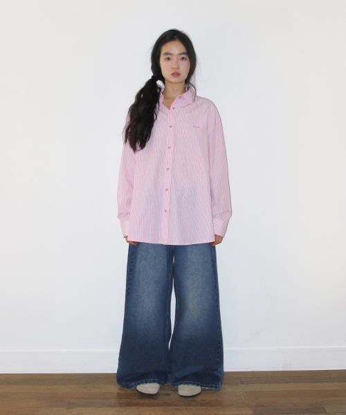 AMESWORLDWIDE（アメスワールドワイド）の「FLARED DENIM PANTS BLUE（デニムパンツ・レディース・その他・MEDIUM/LARGE/SMALL）」の3枚目の写真