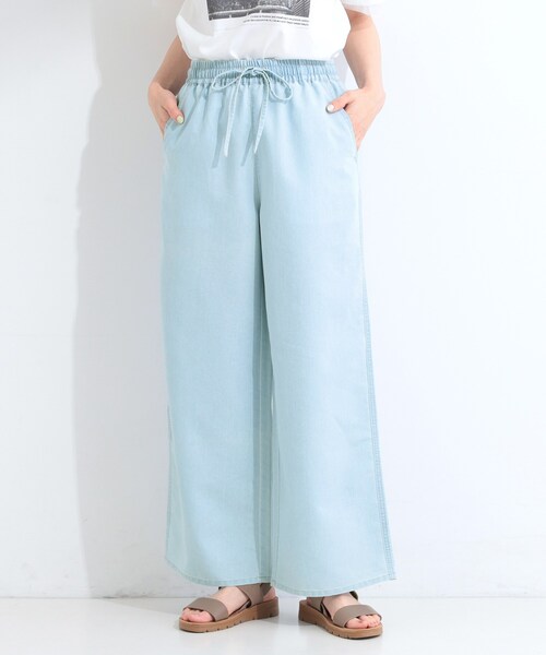 SHOO・LA・RUE(シューラルー)の「【セットアップ可】夏でも快適 ライトオンスデニム イージーワイドパンツ(デニムパンツ・レディース・ブラック/ライトブルー/ネイビー・03/02/04/01)」の13枚目の写真