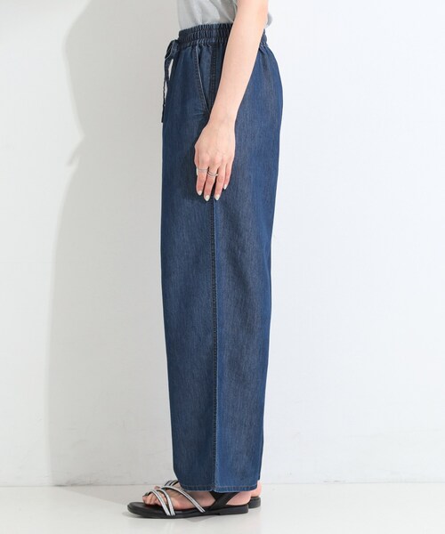 SHOO・LA・RUE(シューラルー)の「【セットアップ可/S-LL】ライトオンスデニム イージーワイドパンツ(デニムパンツ・レディース・ブラック/ライトブルー/ネイビー・03/02/04/01)」の18枚目の写真