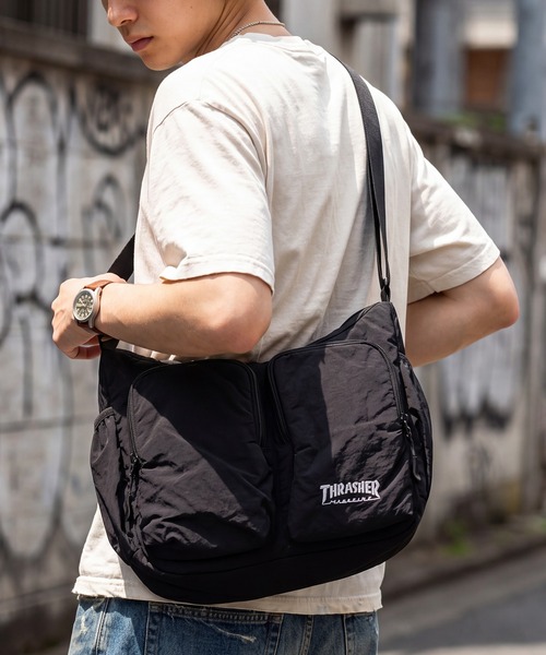 THRASHER（スラッシャー）の「【THRASHER/スラッシャー】ダブルポケット ショルダーバッグ（ショルダーバッグ・メンズ・ブラック系1/ブラック・FREE）」の8枚目の写真