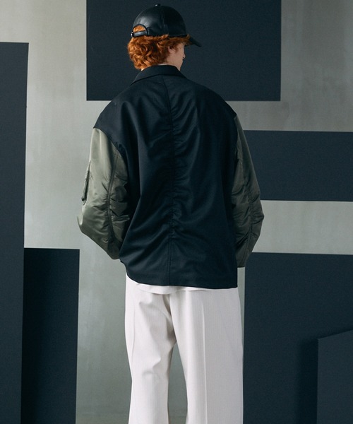 MAISON SPECIAL（メゾンスペシャル）の「《UNISEX》Prime-Over MA-1 Sleeve Double Breasted Curved Zip Tailored Jacket/プライムオーバーMA-1スリーブダブルブレストカーブジップテーラードジャケット【MAISON SPECIAL/メゾンスペシャル】（テーラードジャケット・メンズ・ライトグリーン/カーキ/ブラック・2/1）」の9枚目の写真