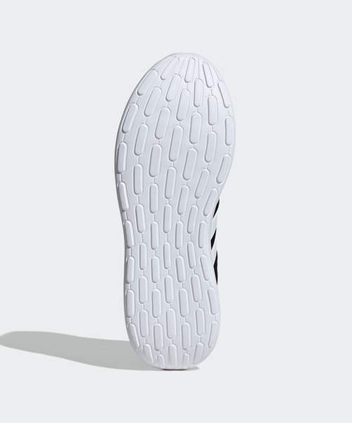 adidas(アディダス)の「ライトレーサー 4.0 / Lite Racer 4.0 / アディダス adidas(スニーカー・メンズ・ブラック×ホワイト・24.5cm/25.0cm/25.5cm/26.0cm/26.5cm/27.0cm/27.5cm/28.0cm/28.5cm/29.0cm)」の3枚目の写真