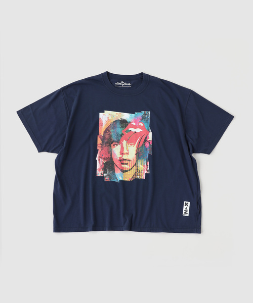 KATHARINE HAMNETT(キャサリンハムネット)の「KATHARINE HAMNETT / キャサリン ハムネット JAGGER BY KAZ(Tシャツ/カットソー・メンズ・ネイビー・LARGE)」の1枚目の写真
