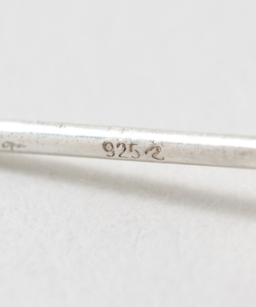 Steven Alan(スティーブンアラン)の「<Branch>MINI TOOTH MOTIF STUD EARRING/シングルピアス(ピアス(片耳用)・レディース・シルバー・FREE)」の7枚目の写真