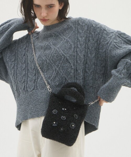CIAOPANIC TYPY(チャオパニックティピー)の「:チェーン付きフラワービジューラメニットバッグ(ショルダーバッグ・レディース・ブラック/シルバー・ONE SIZE)」の3枚目の写真