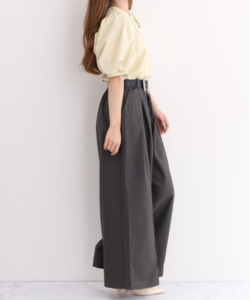 laulea(ラウレア)の「laulea 合皮ベルト付ダブルタックワイドパンツ(スラックス・レディース・ブラック/ダークグレー・M/L)」の19枚目の写真