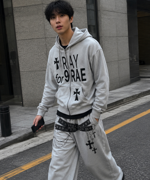 GRAVER（グレーバー）の「[UNISEX]PRAY FOR ジップアップパーカー_4カラー（パーカー・レディース・ブラック/グレー/イエロー/ホワイト・LARGE/MEDIUM）」の13枚目の写真