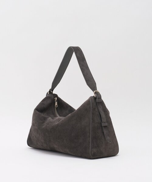russet(ラシット)の「スエードトライアングルショルダーバッグ(ショルダーバッグ・レディース・グレー/ベージュ/ダークブラウン・FREE)」の22枚目の写真