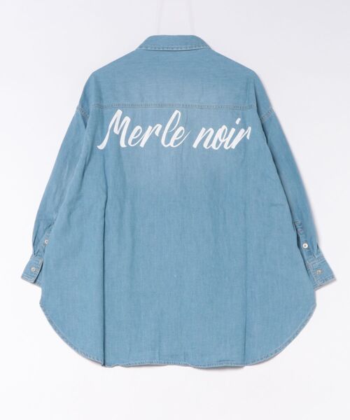 AT THE TRNK(アットザトランク)の「バック ロゴプリント デニム シャツ AT THE TRNK(シャツ/ブラウス・レディース・ブルー・フリー)」の2枚目の写真