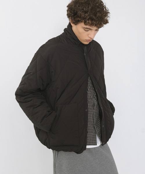 URBAN RESEARCH Sonny Label(アーバンリサーチサニーレーベル)の「撥水リバーシブルスタンドブルゾン(ブルゾン・メンズ・ブラック/ネイビー/ブラウン・MEDIUM/LARGE/X-LARGE)」の18枚目の写真