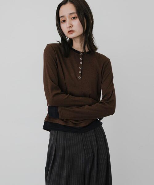 SENSE OF PLACE by URBAN RESEARCH(センスオブプレイスバイアーバンリサーチ)の「ヘンリーネックレイヤードトップ(Tシャツ/カットソー・レディース・ブラック/グレー/ブラウン・ONE)」の21枚目の写真