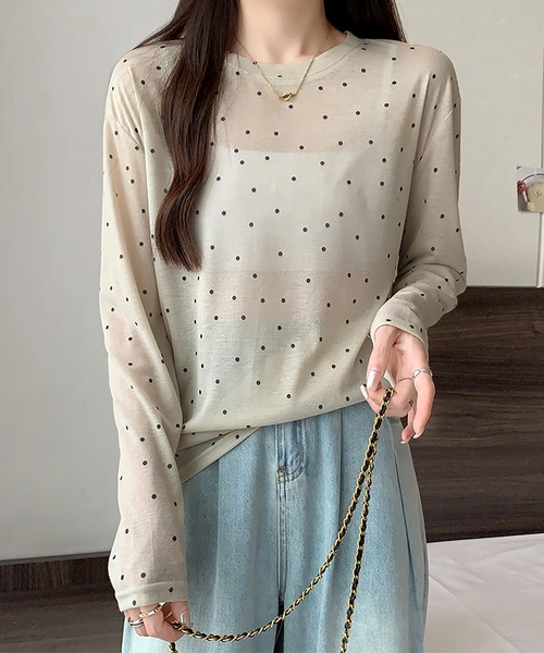 Doux Belle(ドゥーベル)の「ドット柄シアー長袖プルオーバー(Tシャツ/カットソー・レディース・ホワイト/ブラック/ベージュ/グレー・FREE)」の8枚目の写真