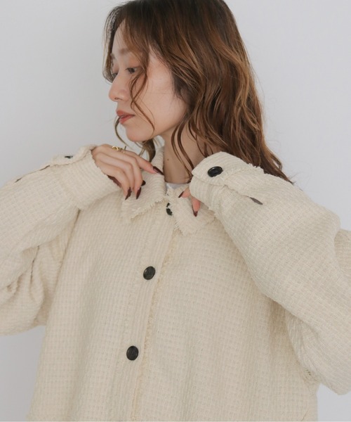 CLEIO（クレイオ）の「【CLEIO】2WAYバックティアード・ツイードフレアジャケット 2WAY BACK TIERED TWEED FLARE JACKET（ステンカラーコート・レディース・アイボリー/ブラック・FREE）」の17枚目の写真