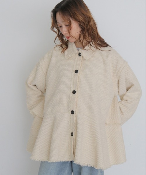 CLEIO（クレイオ）の「【CLEIO】2WAYバックティアード・ツイードフレアジャケット 2WAY BACK TIERED TWEED FLARE JACKET（ステンカラーコート・レディース・アイボリー/ブラック・FREE）」の12枚目の写真
