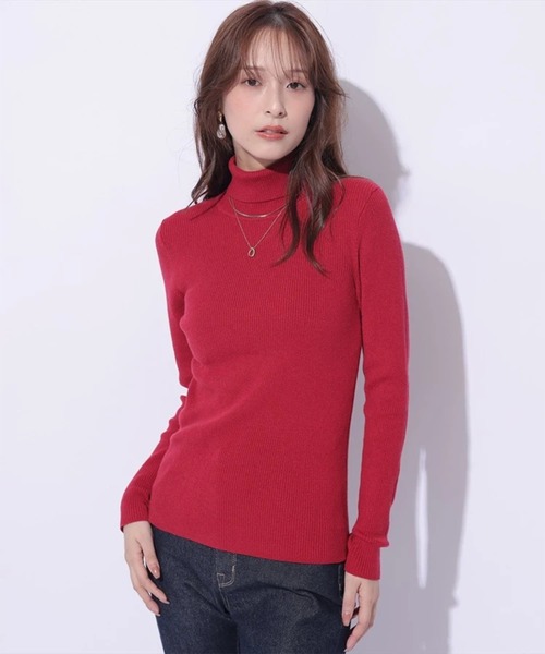 Mystrada(マイストラーダ)の「ウールタートルニット(ニット/セーター・レディース・ホワイト/レッド/ブラック/ベージュ系その他・38)」の4枚目の写真