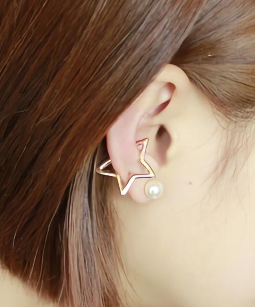 Fun & Daily（ファンアンドデイリー）の「F&D : スターイヤーカフ（イヤーカフ・レディース・ゴールド/シルバー/ブラック・FREE）」の4枚目の写真