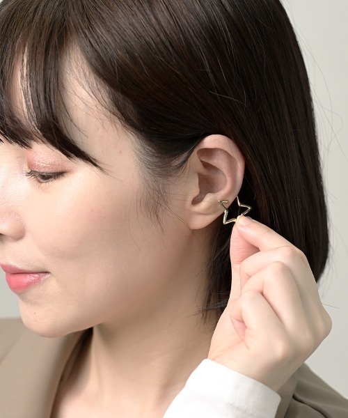 Fun & Daily（ファンアンドデイリー）の「F&D : スターイヤーカフ（イヤーカフ・レディース・ゴールド/シルバー/ブラック・FREE）」の10枚目の写真