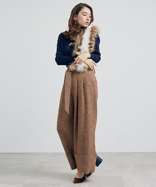 UNITED TOKYO（ユナイテッドトウキョウ）の「ウールミックスワイドプルオーバー（ニット/セーター・レディース・グレー/ベージュ/ネイビー・1）」の14枚目の写真